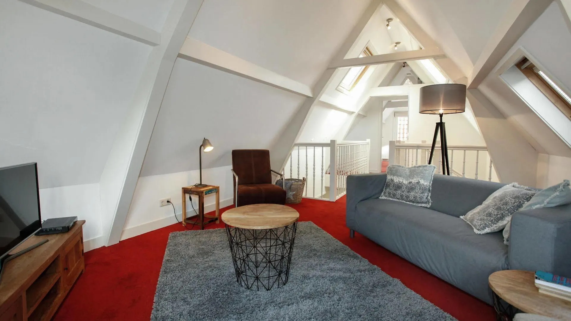Stayci Serviced Apartments Noordeinde