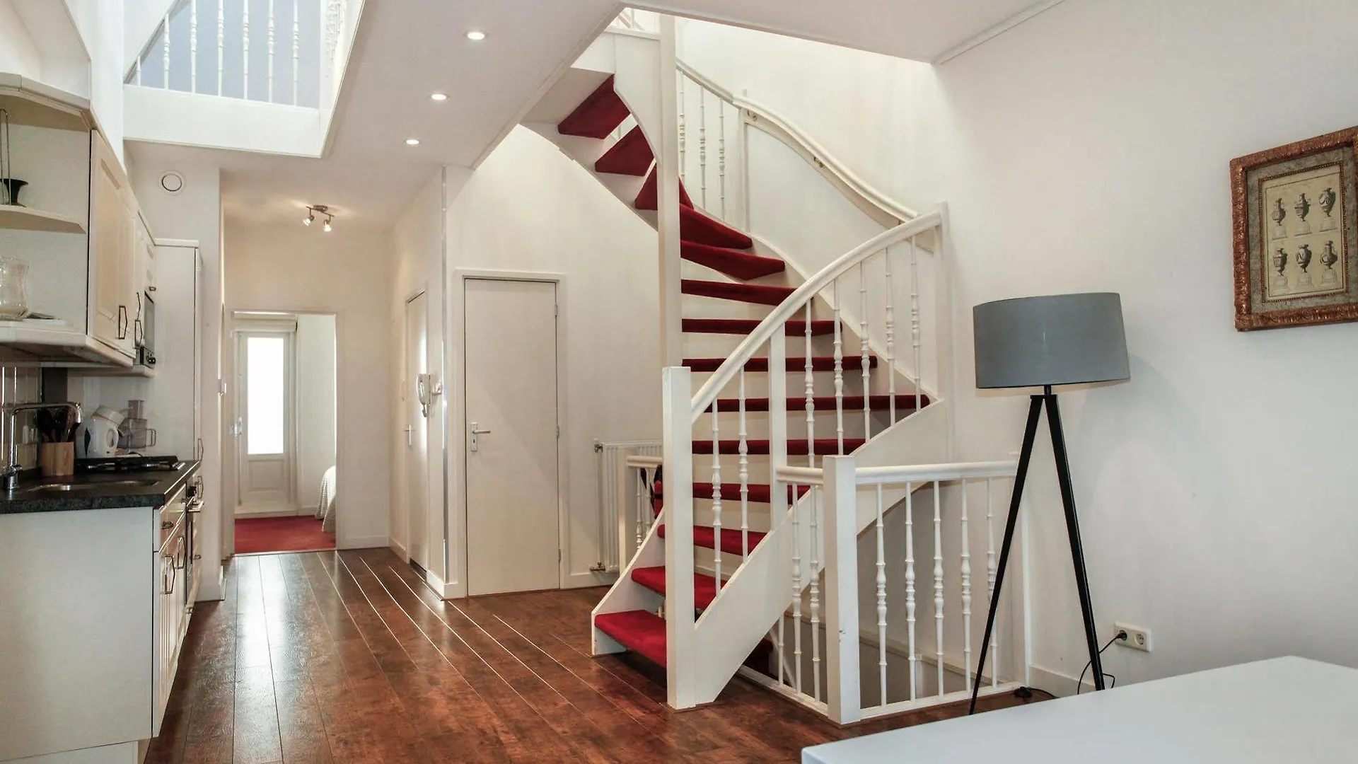 Stayci Serviced Apartments Noordeinde Netherlands